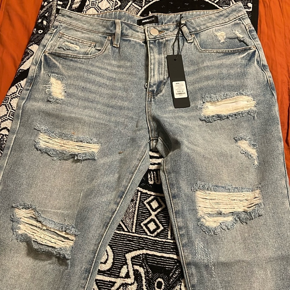 Brand new 34x32 straight leg jeans